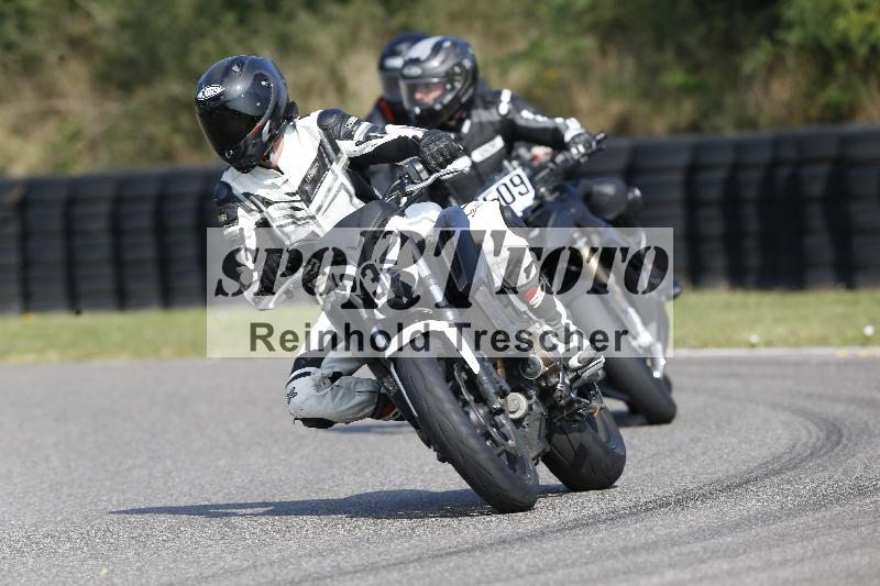 /45 10.08.2025 Plüss Moto Sport ADR/Einsteiger/532